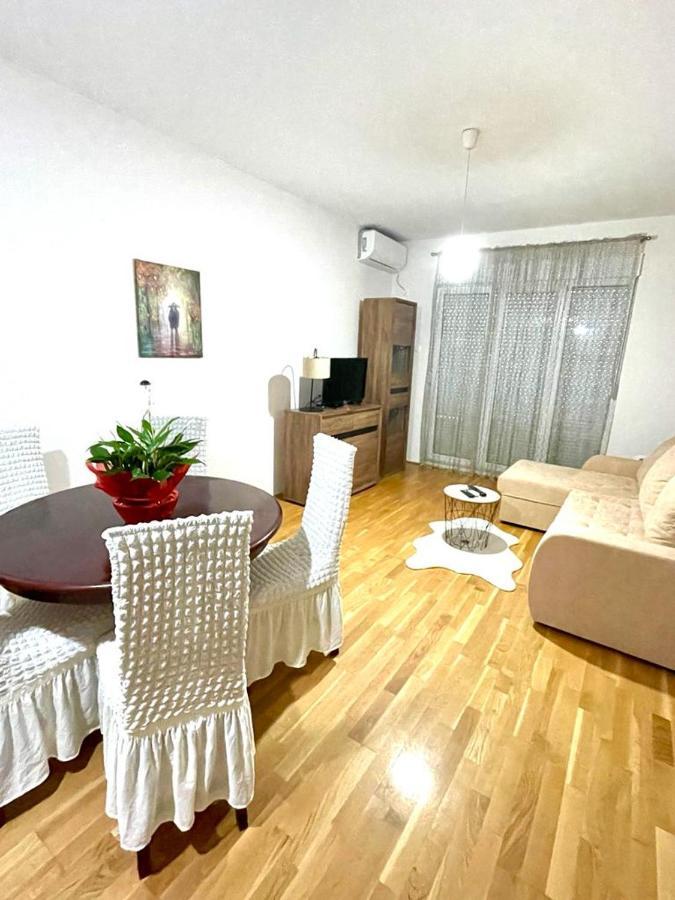Naki Apartmani Podgorica Eksteriør billede